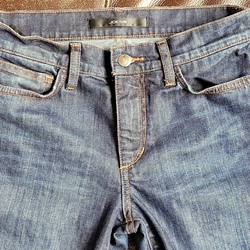 Dark blue jeans